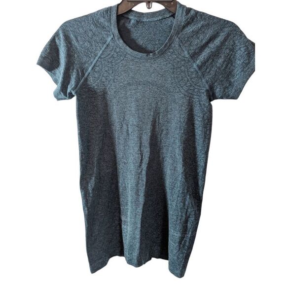 LULULEMON ATHLETICA Swiftly Tech Short Sleeve Crew Size 4 - Picture 4 of 5